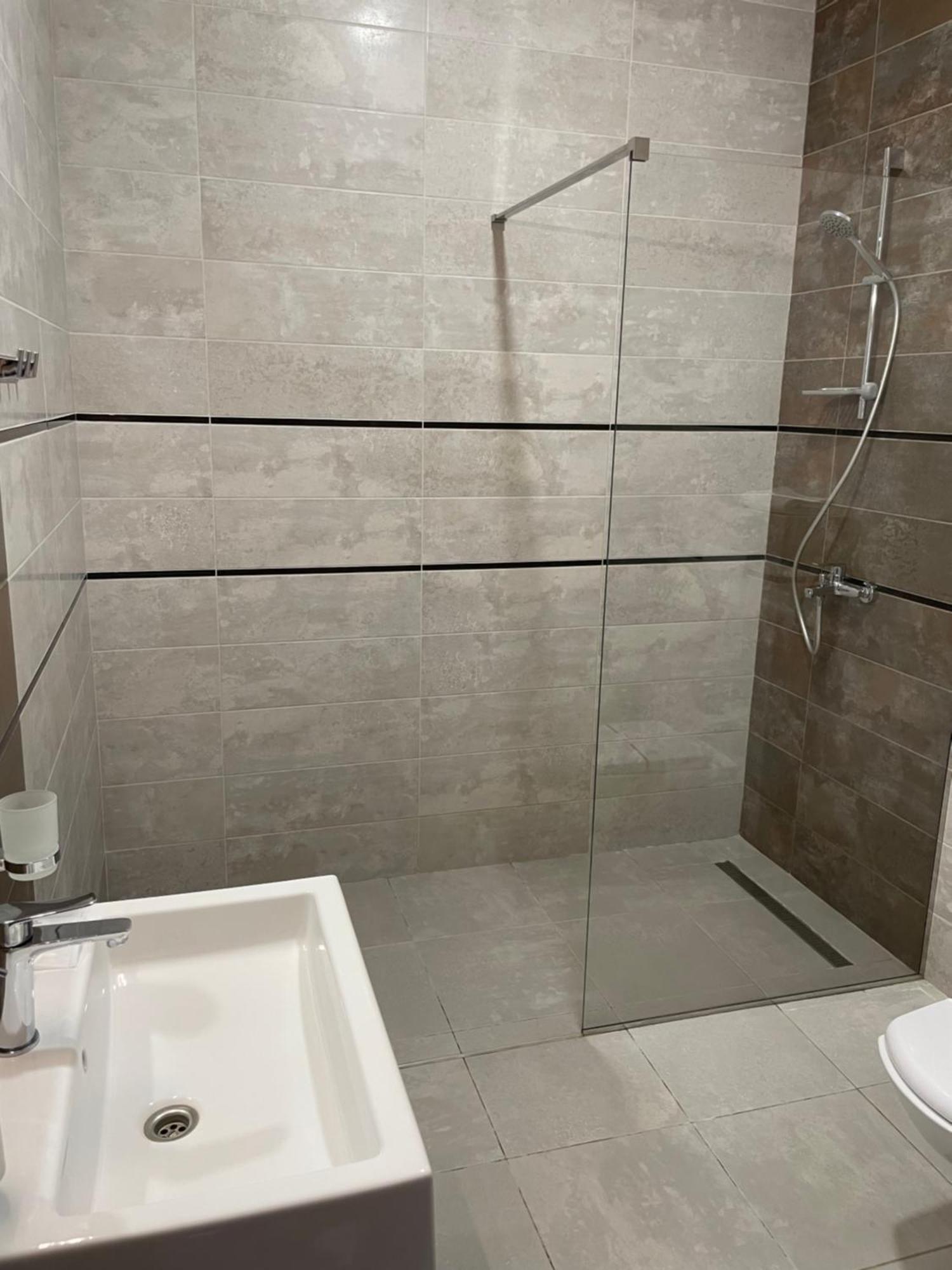 Leo Rooms Λβιβ Εξωτερικό φωτογραφία